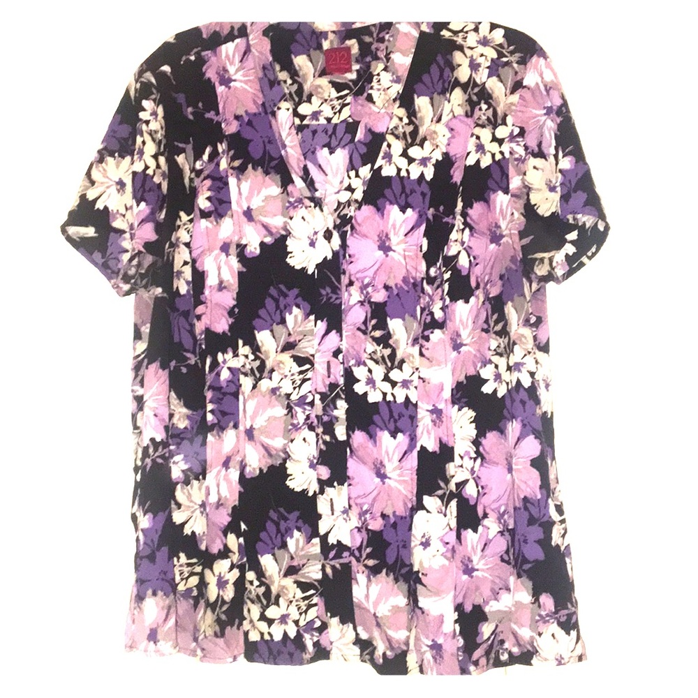 Floral print short sleeve button up!